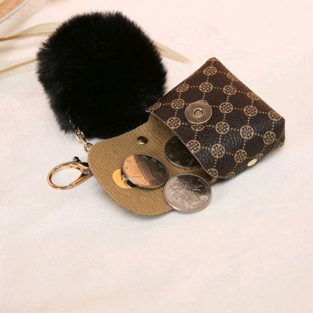 Elegant Black Patterned Mini Bag - Picture 3 of 5